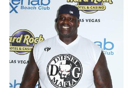 ...Basketball-Legende Shaquille O'Neal büffelte für seine Auszeichnung. Nach dem Ende seiner aktiven Sportlerkarriere machte...
