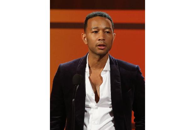 ...John Legend, den seine Fans in den Musik-Kategorien in diesem Jahr schmerzlich vermissten. Doch an dem Abend wurden nicht...