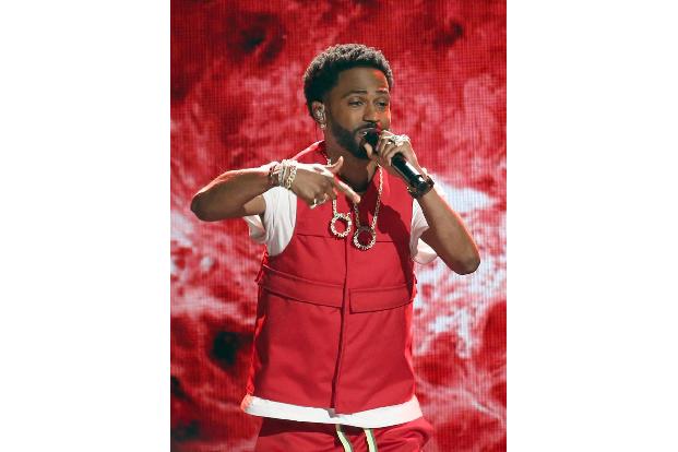 ...Big Sean, YG, 2 Chainz und Nicki Minaj. Letztere war auch das Highlight des ganzen Abends. Nicht nur stand Nicki mehrmals...