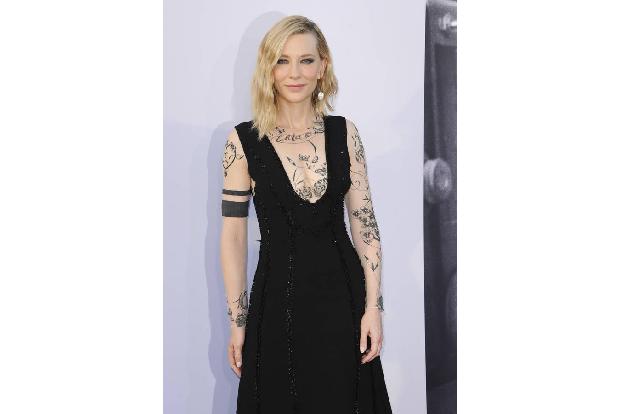 ...Leinwandschönheit Cate Blanchett aus, als sie an George gerichtet sagte: 