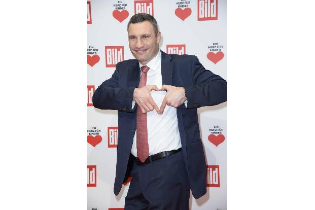 ...Vitali Klitschko zog es in die Politik, und das durchaus erfolgreich: Er ist nicht nur seit 2014 Bürgermeister der ukrain...