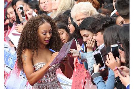 ...Jurymitglied Mel B nahm ein Bad in der Menge. Das einstige Spice Girl hatte allerdings...