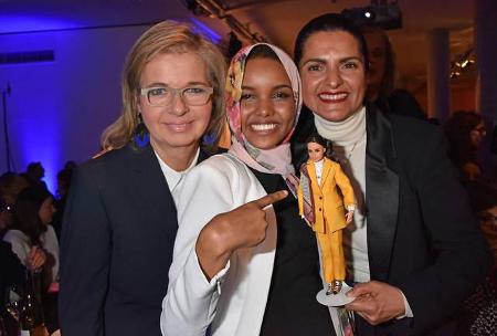 ...will mit ordentlich Frauenpower bestückt sein, so viel steht fest! Und so lud 'Iconist'-Chefredakteurin Inga Griese (link...