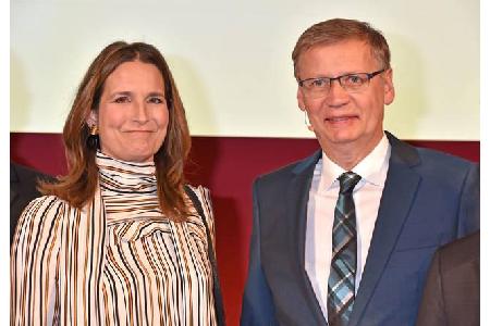 ...sitzt Tita von Hardenberg, geschäftsführende Gesellschafterin der Kobalt Productions GmbH. Auch sie macht neben dem TV-Li...