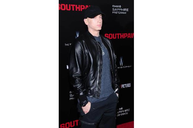 Auf dem vierten und damit letzten Platz der Liste steht Eminem. Der muss sich über den letzten Platz aber nicht beschweren, ...