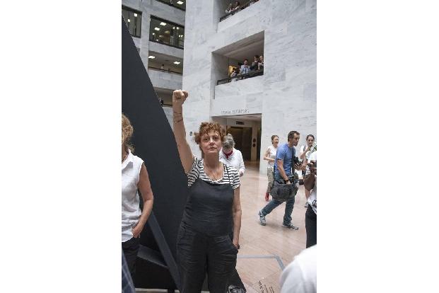 ...bereits bei Demonstrationen verhaftet. Susan Sarandon wurde im Juni dieses Jahres beim Anti-Trump-Protest 'Women's March'...