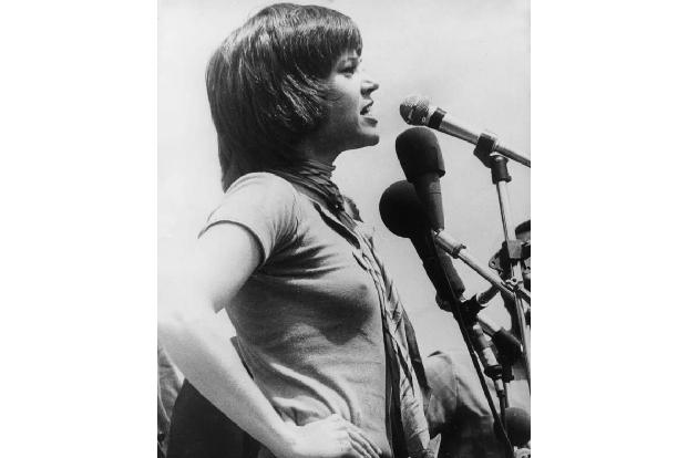 ...gegen den Vietnam-Krieg machte sich Jane Fonda in den 1970er Jahren einen Namen. Auf mehreren Demonstrationen kritisierte...