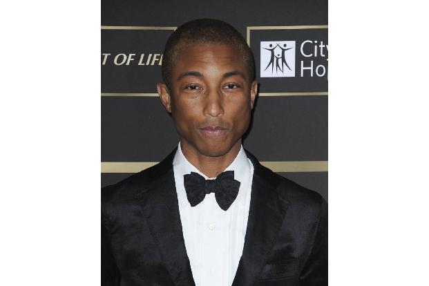 Pharrell Williams war so gar nicht begeistert, als Donald Trump nur Stunden nach einem Massaker in einer Synagoge in Pittsbu... Pharrell Williams war so gar nicht begeistert, als Donald Trump nur Stunden nach einem Massaker in einer Synagoge in Pittsbu...