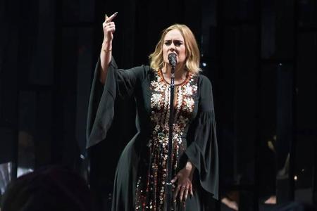 … es hauptsächlich Republikaner zu sein, die bei Rockstars abblitzen: Auch Adele, die Foo Fighters, Neil Young und Elton Joh...