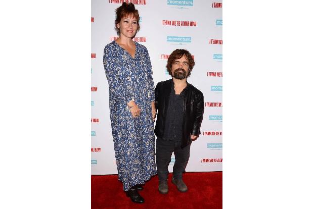 …Peter Dinklage alias Tyrion Lannister und seine Ehefrau Erica Schmidt. Die beiden Turteltauben gaben sich bereits im Jahr 2...