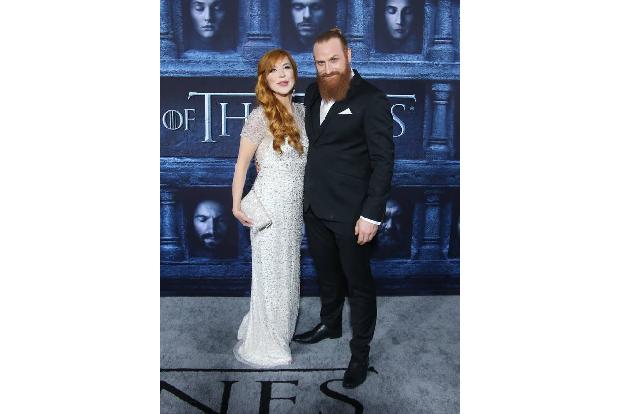 …Kristofer Hivju ist seit 2015 mit Filmregisseurin Gry Molvær verheiratet. Der Tormund Riesentod Darsteller und seine Frau s...