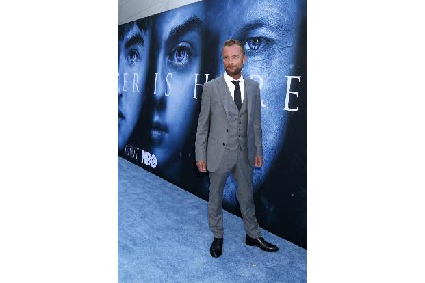 …Richard Dormer. Allerdings zeigt sich der 'Game of Thrones'-Darsteller eher selten mit seiner Frau Rachel O'Riordan. Genaus...