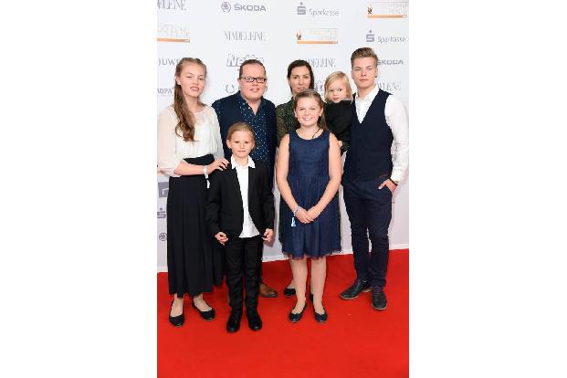 ...Angelo Kelly & Family. Die sorgte auch für das Highlight des Abends, denn das Gespann musste noch ein bisschen auf die Tr...