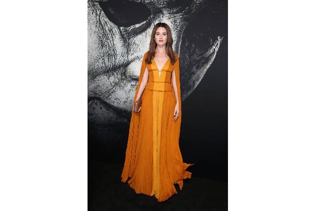 ...Newcomerin Virginia Gardner, die in 'Halloween' in die Rolle der Vicky schlüpft. Wird sie als beste Freundin von Allyson ...