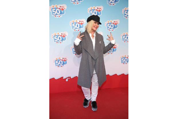 ...Claudia Effenberg feierte ebenfalls mit Kinder® und erschien nicht nur stylish, sondern auch bestens gelaunt auf dem Red ...