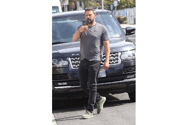 Ben Affleck war bislang kein ewiges Glück in der Liebe vergönnt. Nach seiner Trennung von Jennifer Garner und seinem Alkohol... Ben Affleck war bislang kein ewiges Glück in der Liebe vergönnt. Nach seiner Trennung von Jennifer Garner und seinem Alkohol...