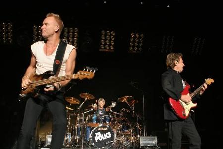 ...The Police hatten keinerlei neues Material, als sie 2007 nach über 20 Jahren wieder on the Road gingen. Machte aber nicht...