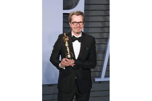 ...Gary Oldman schlüpfte erfolgreich in die Rolle einer Person der Zeitgeschichte. Für seine Darstellung des britischen Prem...