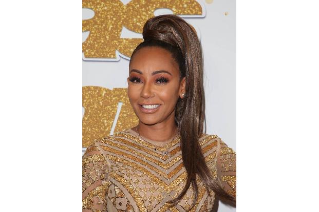 Wir kennen Mel B als extrovertiertes Ex-Spice-Girl, leidenschaftliche Jurorin bei 'America's Got Talent' und liebende Mutter... Wir kennen Mel B als extrovertiertes Ex-Spice-Girl, leidenschaftliche Jurorin bei 'America's Got Talent' und liebende Mutter...