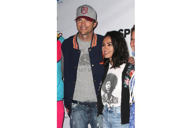...Mila Kunis und Ashton Kutcher lernten sich am Set kennen. Doch als beide in 'Die wilden Siebziger' mitspielten, waren sie...