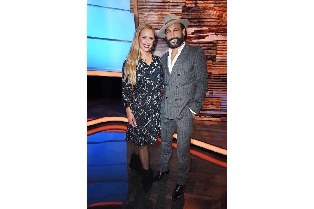 ...Isabel Edvardsson und Massimo Sinato aus 'Let's Dance' schaffen wird, die 170 Millionen Euro-Marke zu knacken? Heute um 1...