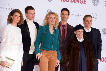 ...sichtlich Spaß: Miriam Stein, Artjom Gilz, Maria Furtwängler, Florian David Fitz, Katharina Thalbach und Matthias Schweig...