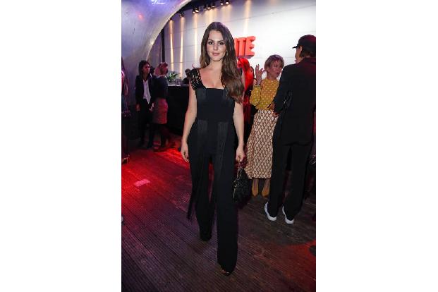 Eine der glücklichen Preisträgerinnen des Abends war Ruby O. Fee. Die Schauspielerin durfte den Young Style Icon Award mit n...