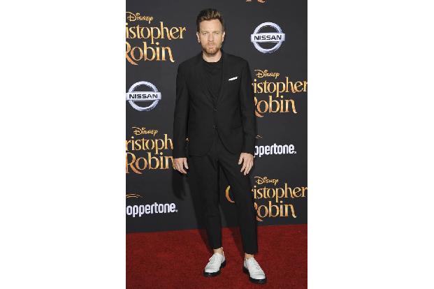 ...Hauptdarsteller Ewan McGregor, der als Titelheld Christopher Robin in dem Streifen zu sehen ist. Kaum ein anderer in Holl...