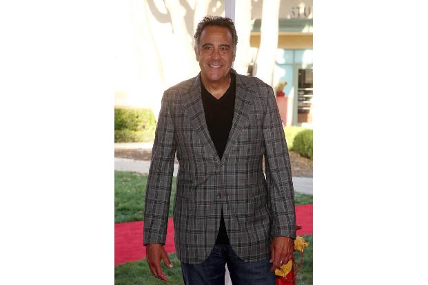 ...der süße Esel I-Ah, der im Original die Stimme von Brad Garrett geliehen bekommt. Fans englischer Filme kennen Brads Stim...