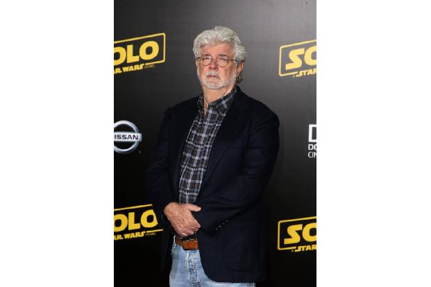 ...George Lucas: Künstler Lee Seiler hatte behauptet, dass die Figuren der Walker aus 'Das Imperium schlägt zurück' aus sein...