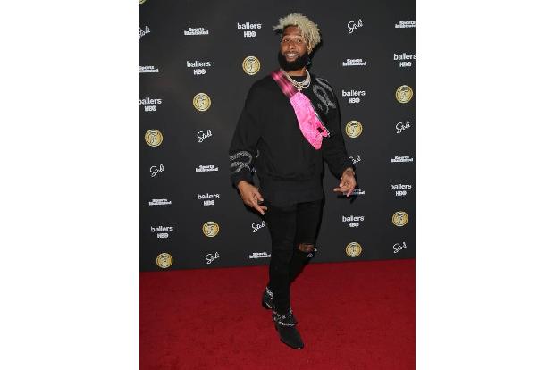...brachte Football-Spieler Odell Beckham Jr. mit auf den roten Teppich - oder haben Sie schon einmal einen Sportler mit ein...