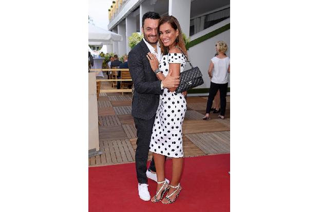 ...Giovanni und Jana-Ina Zarrella, die noch immer so verliebt aussehen wie am ersten Tag. Tatsächlich scheinen die beiden ga...