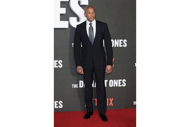 ...ging Dr. Dre 2015 aus seinem Streit mit der Plattenfirma Death Row Records hervor. Vor Gericht bekam der Rapper 100 Proz...