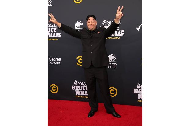 ...Comedian Jeff Ross auf der Familie des Actionstars herum und stichelte: 