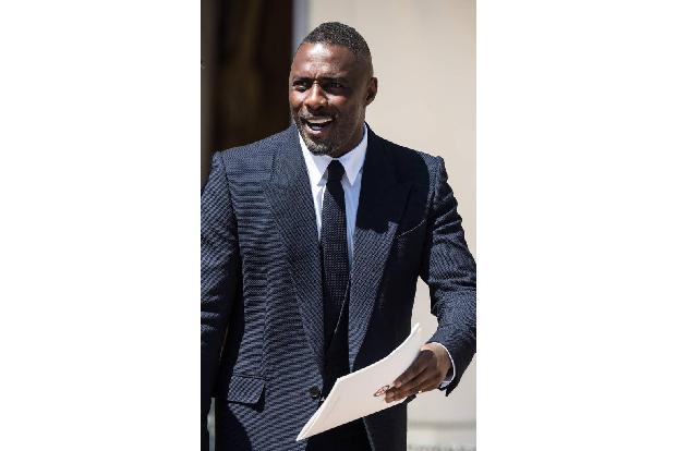 ...wird er noch einmal locker von einem weiteren heißen Top-Kandidaten übertroffen. Was Idris Elba anfasst, wird zu Gold. Wi...