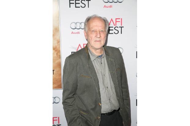 ...Werner Herzog, denn die deutsche Filmlegende ist vorrangig als Regisseur bekannt. Trotzdem besetzte ihn Christopher McQua...