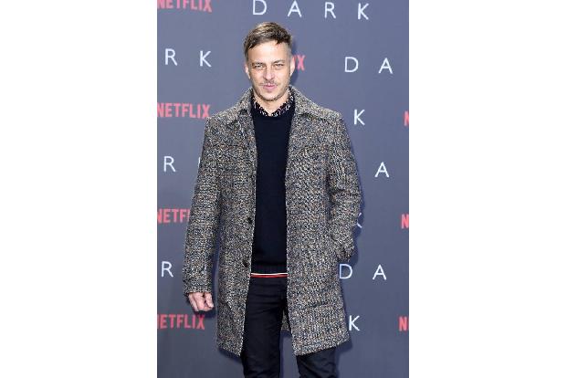 ...dauerte es bei Tom Wlaschiha nicht. Mit 39 ergatterte er eine Rolle in der HBO-Hitserie 'Game of Thrones' und wurde dadur...