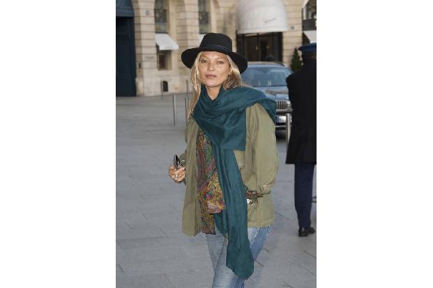 ...Kate Moss. Zwar startete vor ein paar Tagen in Paris die Modewoche für Männer, die Damen scheint das aber ebenso zu inter...