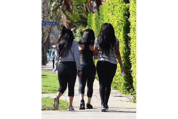 ...der Girls Squad getaner Dinge gleich wieder seines Weges. Die Paparazzi hatten ihre Bilder, Blac Chyna ihr Lauf-Selfie. D...