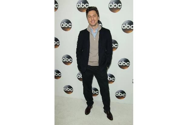 ...nur zu gut aus 'Scrubs' an der Seite von Zach Braff. Der bekommt allerdings seine eigene Serie bei ABC. 'Alex, Inc.' soll...