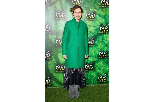 ...wollte Sally Phillips, die man vielleicht in 'Bridget Jones's Baby' entdeckt hatte, nicht auffallen und passte sich farbl...