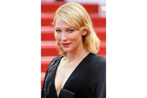 Vom 8. bis 19. Mai 2018 wird Cate Blanchett den 71. Filmfestspielen von Cannes als neue Jury-Präsidentin beiwohnen, was als ... Vom 8. bis 19. Mai 2018 wird Cate Blanchett den 71. Filmfestspielen von Cannes als neue Jury-Präsidentin beiwohnen, was als ...