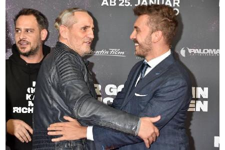 ...Edin hat noch mehrere Fanboys. Tim Wilde, ebenfalls in 'Nur Gott kann mich richten' zu sehen, findet den Nachwuchsstar wo...
