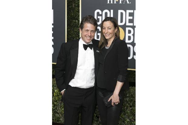Was für eine Überraschung! Hugh Grant konnte bei den diesjährigen Golden Globe Awards zwar keinen Preis absahnen, stolzierte... Was für eine Überraschung! Hugh Grant konnte bei den diesjährigen Golden Globe Awards zwar keinen Preis absahnen, stolzierte...