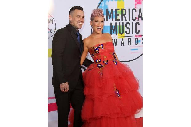 ...hat es es ebenfalls bei Carey Hart und Pink. 2008 wollten sich die zwei noch scheiden lassen, doch 2009 war alles wieder ...