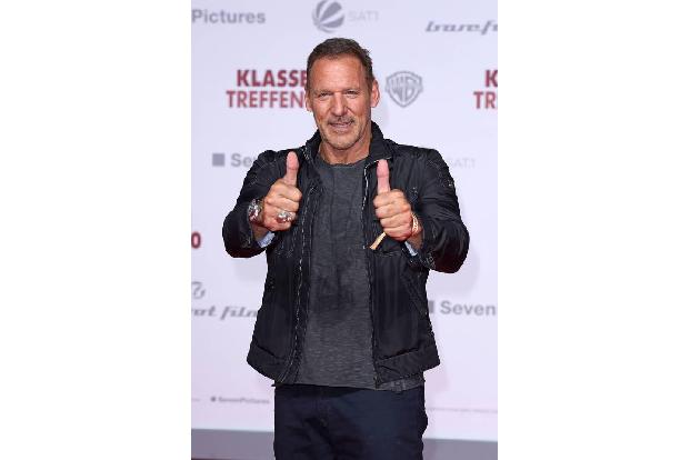 Action-Star Ralf Moeller kann ebenfalls in einer Nebenrolle der Komödie bewundert werden. Am Rande des Events erklärte er im...