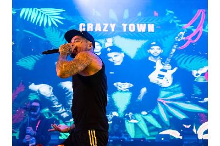 ...you're my butterfly, sugar baby! Mit Crazy Town und ihrem Hit 'Butterfly' wurde es 1999 zugleich cool und romantisch. Dan...