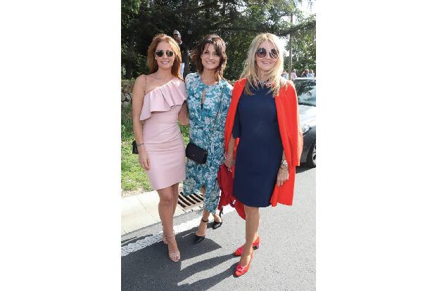 ...Mareille Höppner, Marlene Lufen und Frauke Ludowig bewiesen alle Stil und zeigten gute Laune. Die Gästeliste war ebenso b...