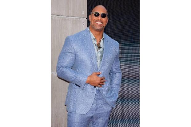 ...Dwayne 'The Rock' Johnson ist registrierter Republikaner und hat seine Fans in Aufregung versetzt, als er 'Vanity Fair' e...