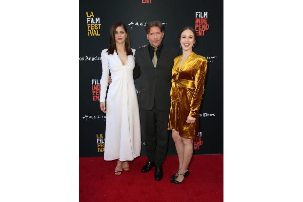...Alexandra und Crispin Glover, der im Film ihren Onkel spielt, sichtlich. Wann der Thriller in Deutschland gezeigt wird, i...